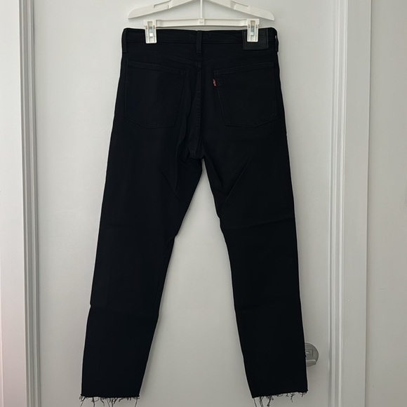 Levi Wedgie Jean - Black with Distressing - Picture 5 of 5